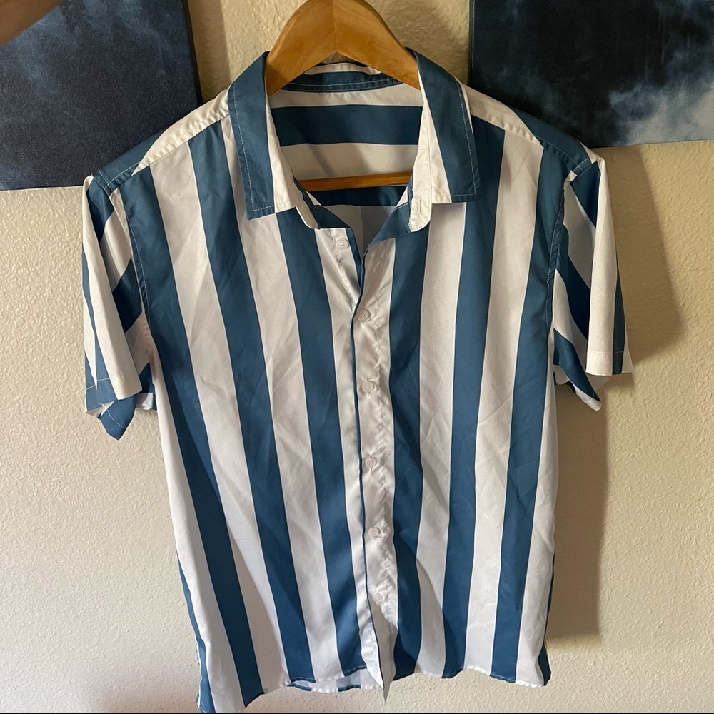 Shein Men Vertical Striped Shirt
